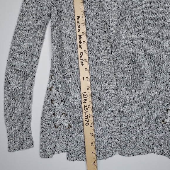 American Eagle Cardigan Sweater XS Gray Laced Hem Open Front Ribbed Knit Stretch - Picture 6 of 9